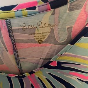 Lilly Pulitzer dress… gently used, good condition. Smoke and pet free home